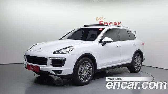 Porsche Cayenne 2015 — фото 1