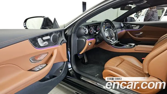 Mercedes-Benz E-Class 2019 — фото 10