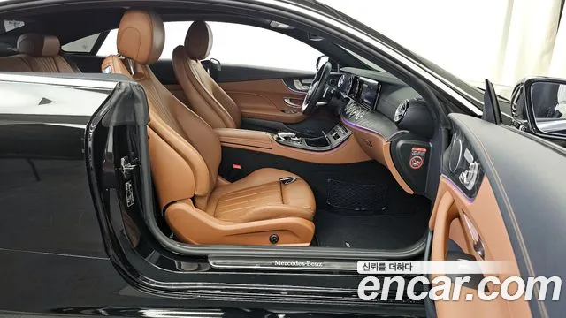 Mercedes-Benz E-Class 2019 — фото 11