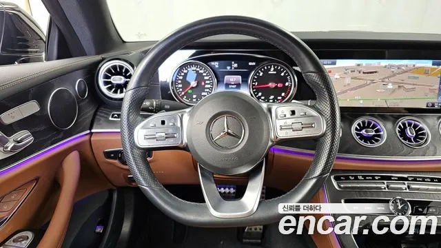 Mercedes-Benz E-Class 2019 — фото 13