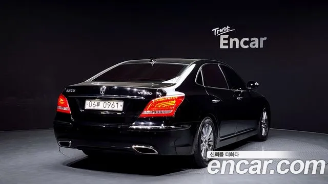 Hyundai Equus 2010 — фото 2