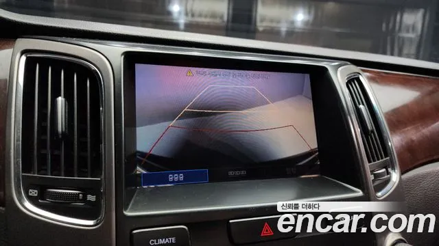 Hyundai Equus 2010 — фото 14