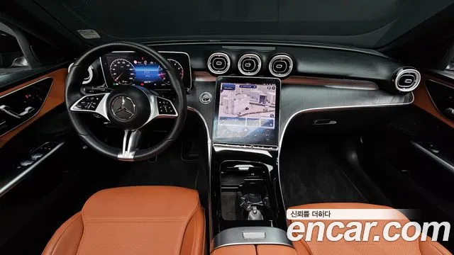 Mercedes-Benz C-Class 2023 — фото 7