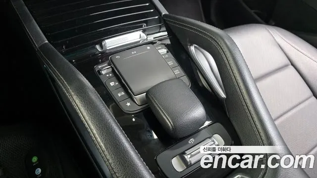 Mercedes-Benz GLE-Class 2019 — фото 17