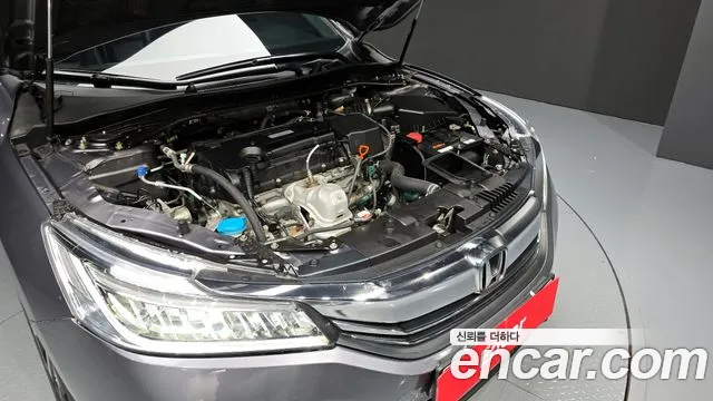 Honda Accord 2016 — фото 6