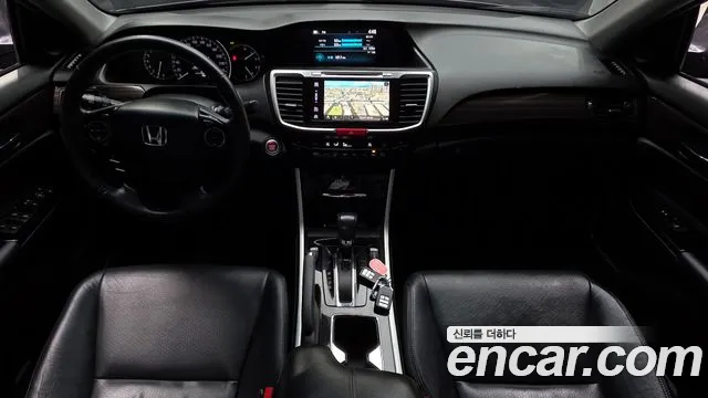 Honda Accord 2016 — фото 7