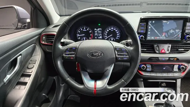 Hyundai i30 2018 — фото 13