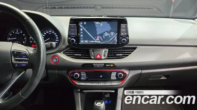 Hyundai i30 2018 — фото 14