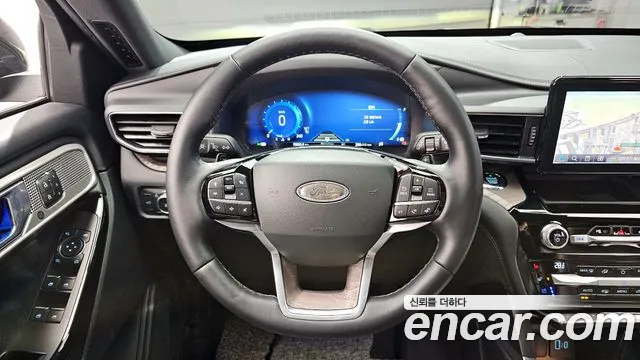 Ford Explorer 2021 — фото 13