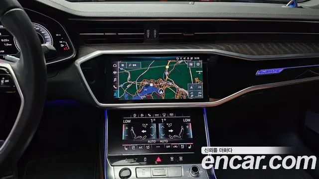 Audi A6 2022 — фото 14