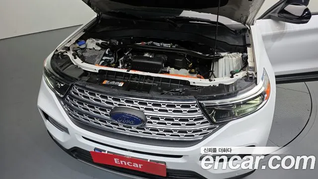 Ford Explorer 2022 — фото 6