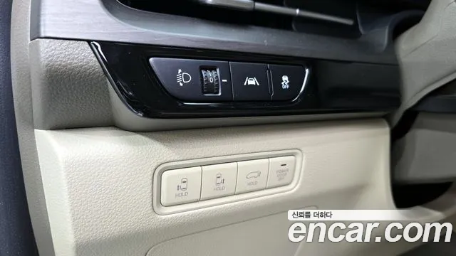 Kia Canival 2021 — фото 13