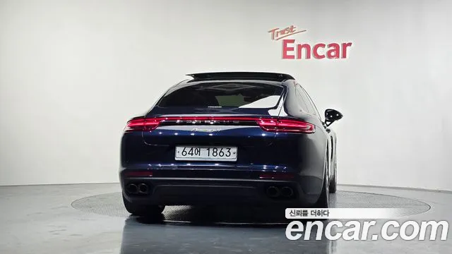 Porsche Panamera 2018 — фото 4