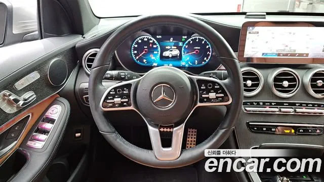 Mercedes-Benz GLC-Class 2022 — фото 13