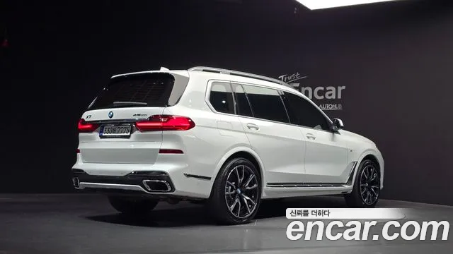BMW X7 2022 — фото 2