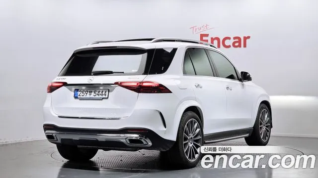 Mercedes-Benz GLE-Class 2025 — фото 2