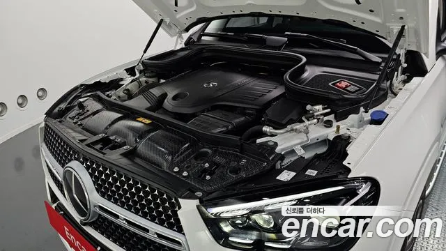 Mercedes-Benz GLE-Class 2025 — фото 6