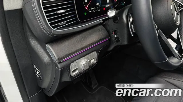 Mercedes-Benz GLE-Class 2025 — фото 18