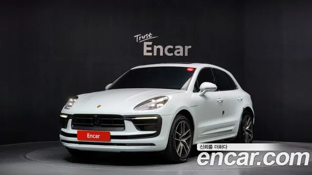 Porsche Macan 2023 — фото 1