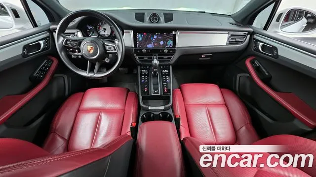 Porsche Macan 2023 — фото 7