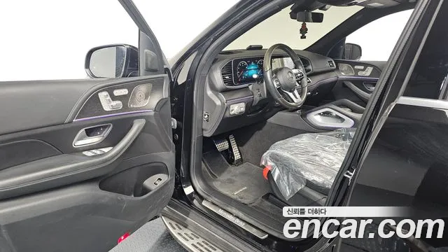 Mercedes-Benz GLS-Class 2023 — фото 10