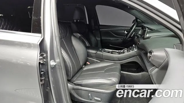 Hyundai Santafe 2021 — фото 10