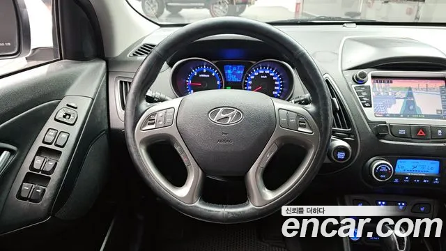 Hyundai Tucson 2015 — фото 13