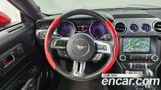 Ford Mustang 2016 — фото 13