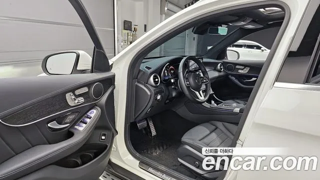 Mercedes-Benz GLC-Class 2022 — фото 10