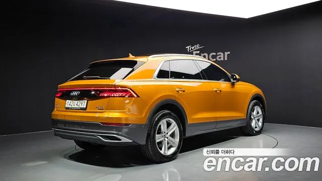 Audi Q8 2021 — фото 2