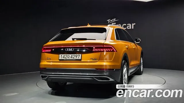 Audi Q8 2021 — фото 4