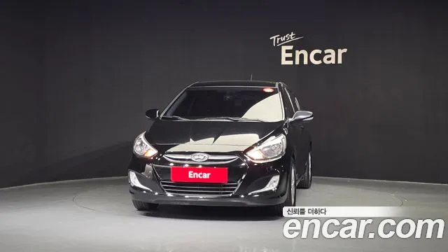 Hyundai Accent 2017 — фото 3