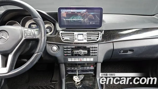 Mercedes-Benz E-Class 2014 — фото 14