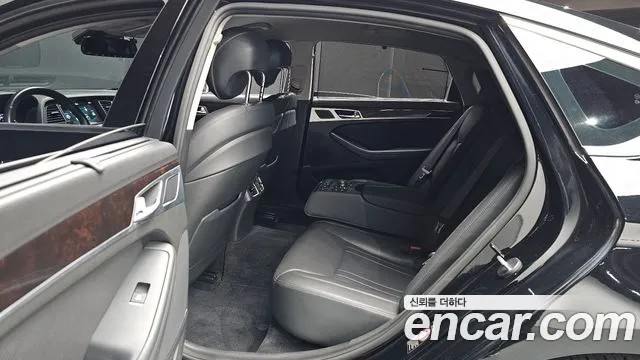 Hyundai Genesis 2015 — фото 11