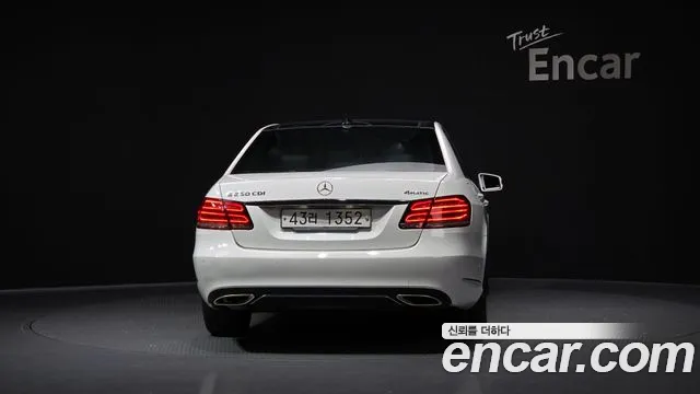Mercedes-Benz E-Class 2014 — фото 4