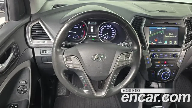 Hyundai Santafe 2016 — фото 13