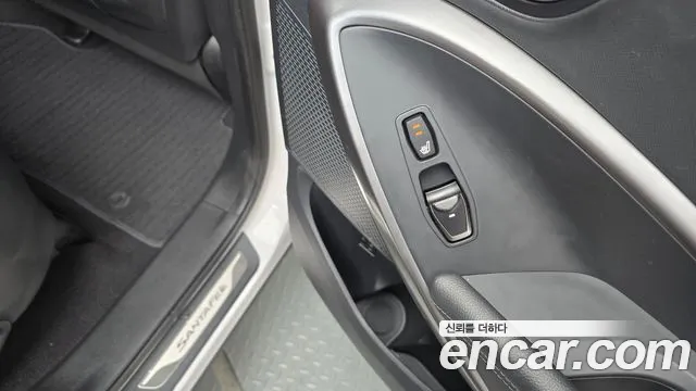 Hyundai Santafe 2016 — фото 19