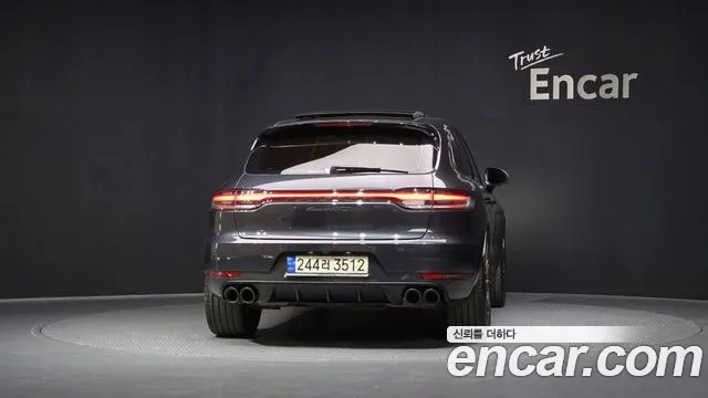 Porsche Macan 2021 — фото 4