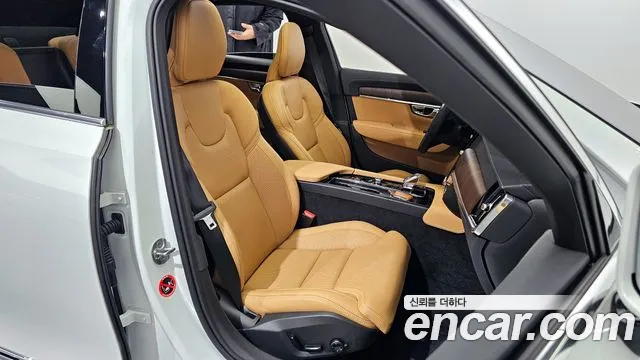 Volvo S90 2024 — фото 12