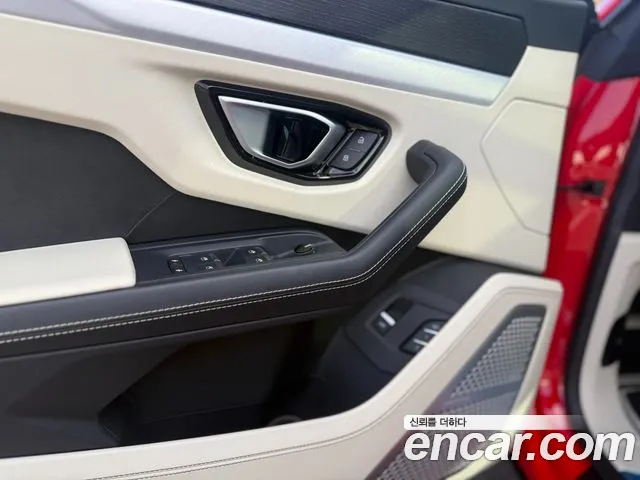 Lamborghini Urus 2020 — фото 11