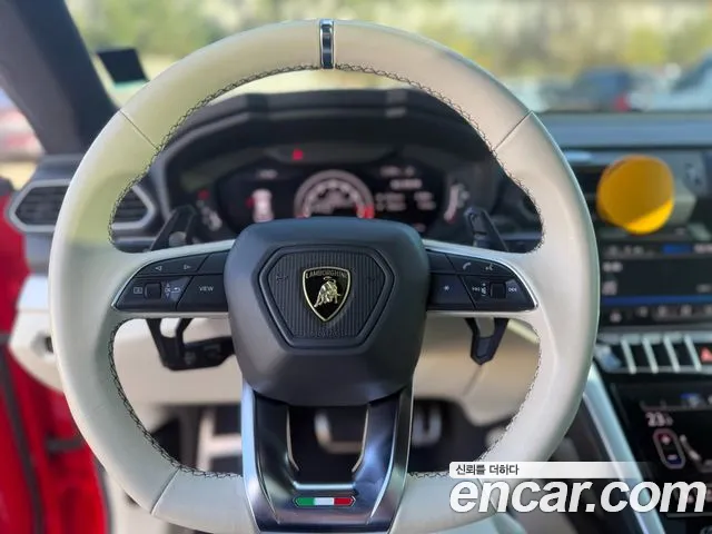 Lamborghini Urus 2020 — фото 14