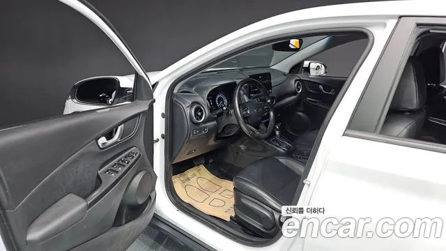 Hyundai Kona 2021 — фото 10