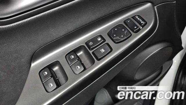 Hyundai Kona 2021 — фото 12