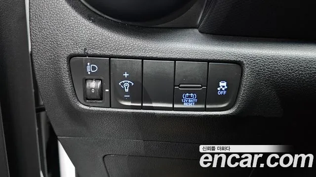 Hyundai Kona 2021 — фото 13