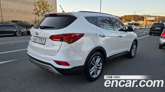 Hyundai Santafe 2016 — фото 7