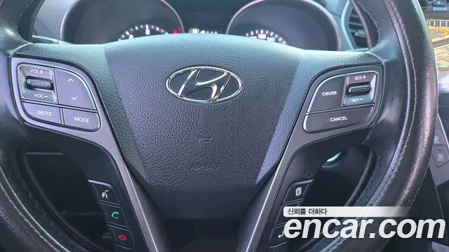 Hyundai Santafe 2016 — фото 15
