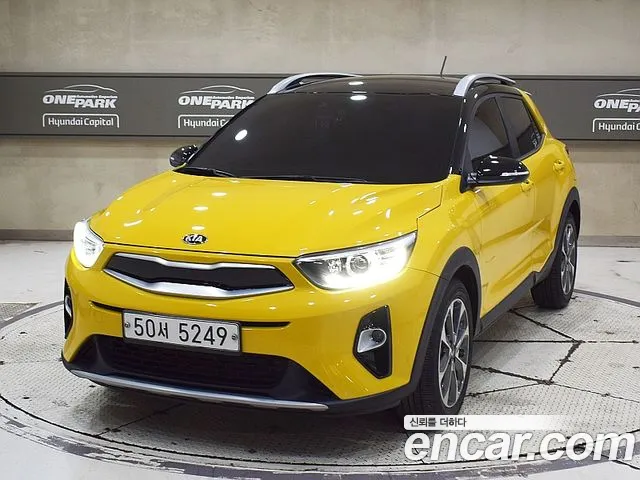 Kia Stonic 2018 — фото 1