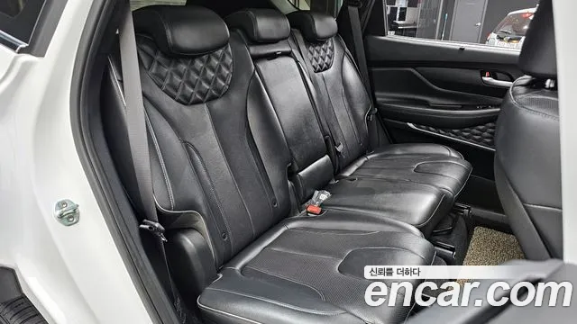 Hyundai Santafe 2021 — фото 12