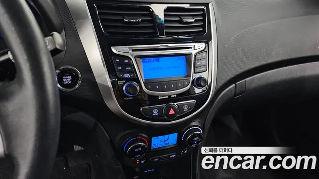 Hyundai Accent 2011 — фото 14