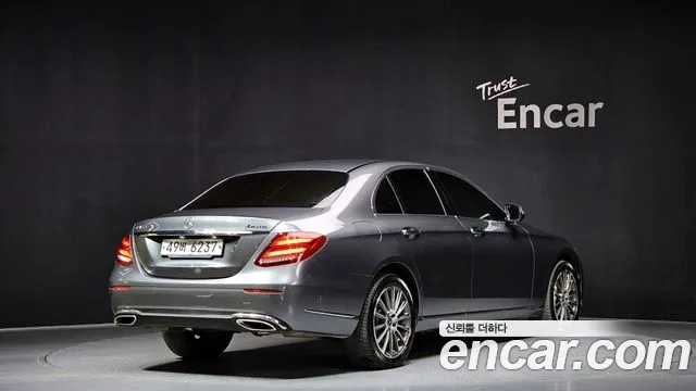 Mercedes-Benz E-Class 2018 — фото 2